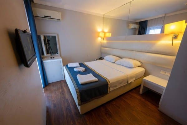 Standart Oda Deniz Veya Havuz Manzaralı  1