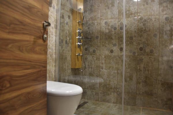 Çift Kişilik Havuz Manzaralı Balkonlu Oda 4