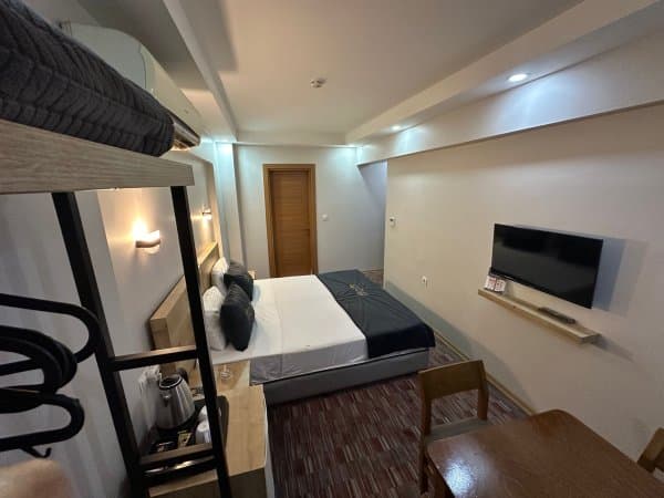 TEK BUYUK YATAKLI DELÜKS ODA  & FRENCH BED DELUXE ROOM 4