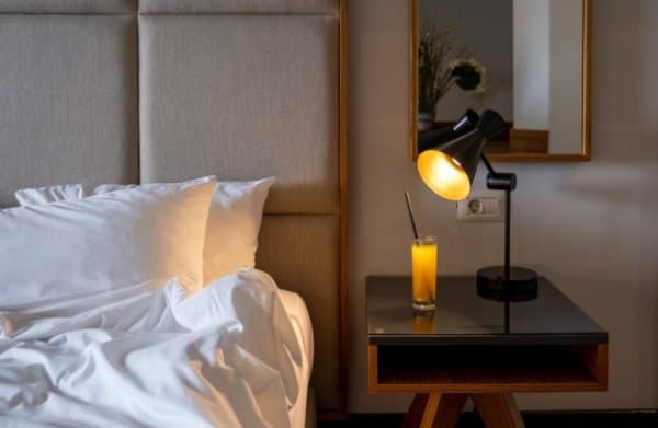 Honeymoon Corner Suit  1