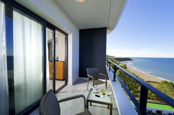 Deniz Manzaralı Business Suit  3