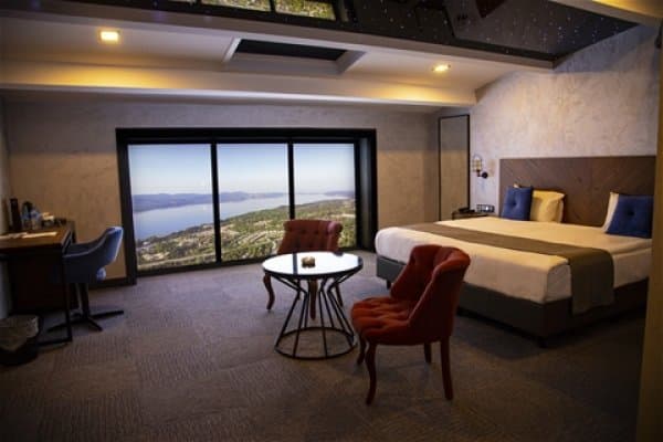 Çatı Katı Deluxe Oda 2