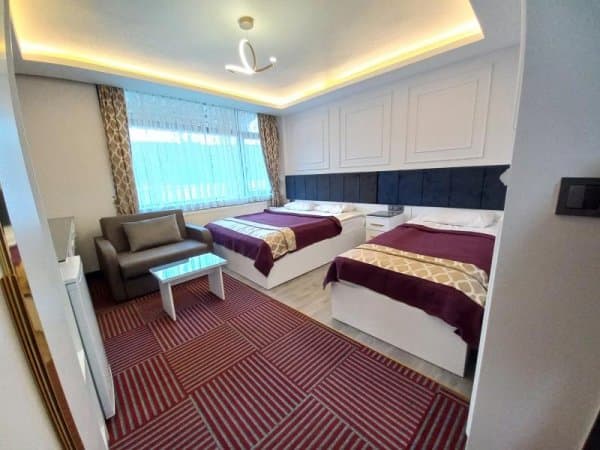 Aile Suiti Şehir Manzaralı Oda 1