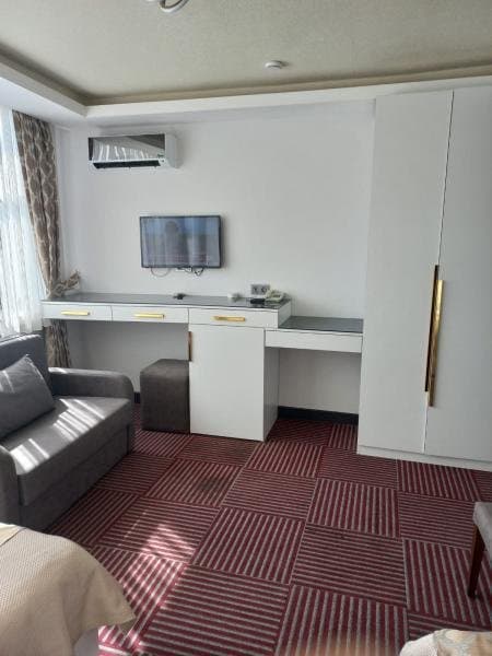 Aile Suiti Şehir Manzaralı Oda 3