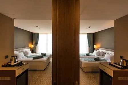 Bağlantılı Oda Dağ Manzaralı  1