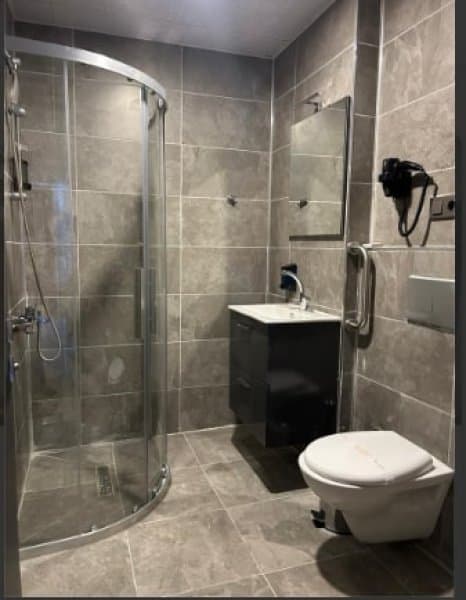 Queen Jakuzili Suite 4