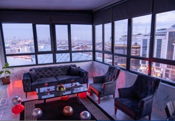 Kral Dairesi Şömineli 1