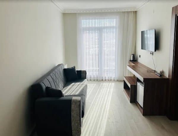 Deluxe Twin Balcony 3