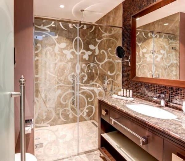 Deluxe Twin Balcony 4