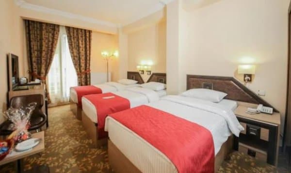 Üç Kişilik Oda  1