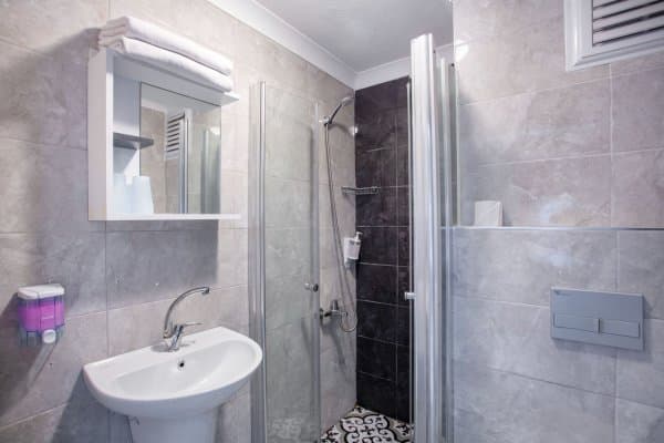 Connection Aile Odası 4