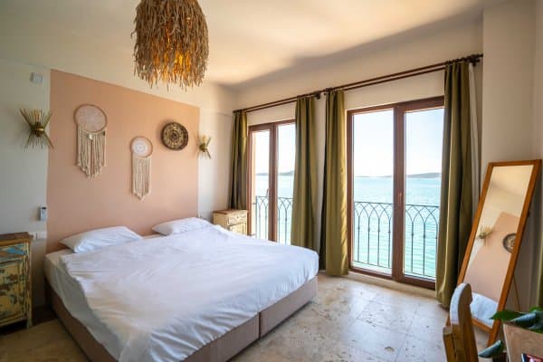 Panoramik Deniz Manzaralı Oda 3