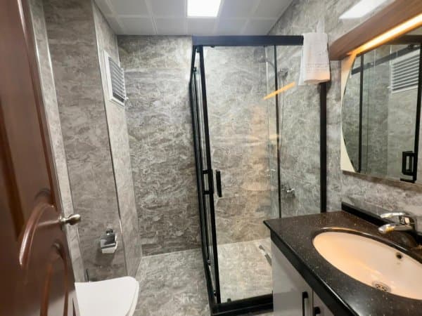 Üç Kişilik Ekonomik Oda 2