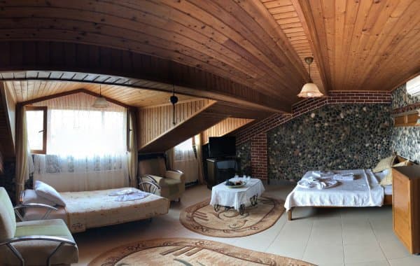 Kara Manzaralı Standart Oda 3