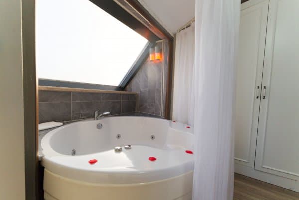 Balayı Jakuzili Oda 3