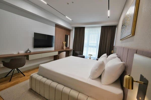 Deluxe French Room 3