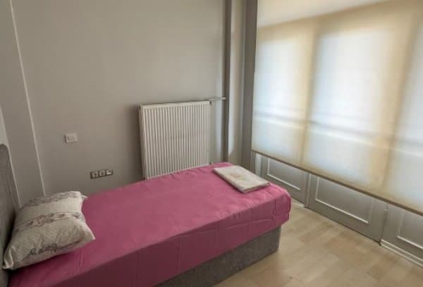 Tek kişilik Oda Kadın 2