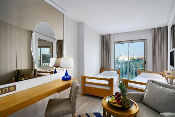 Deniz Manzaralı Aile Odası 2