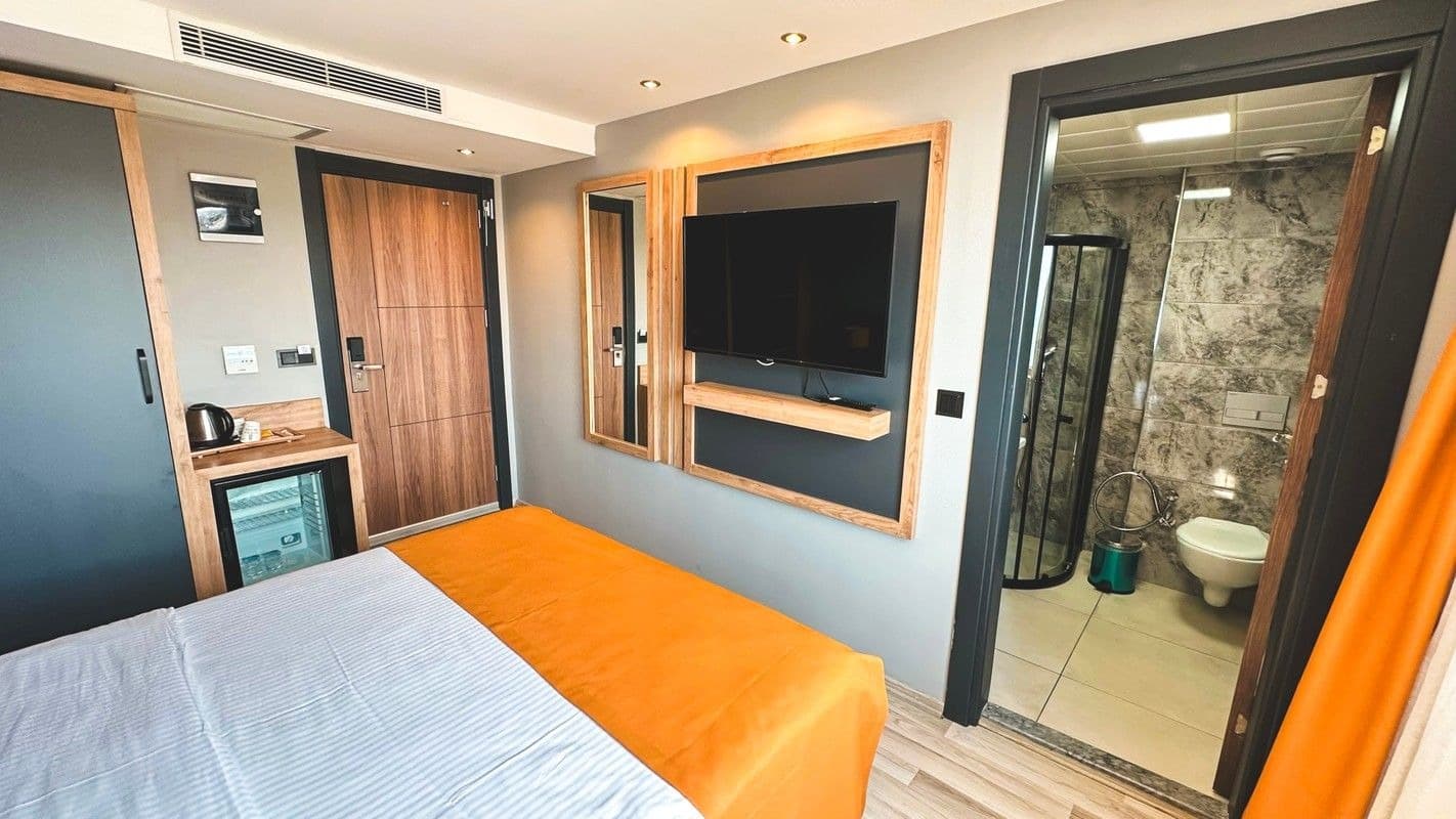 Superior Oda Kısmi Deniz Manzaralı 2