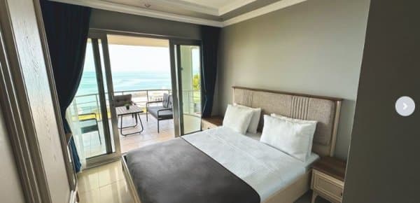 Luxury Double Room 1