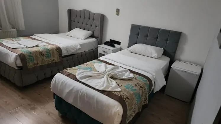 Standart Oda Şehir Manzaralı 2