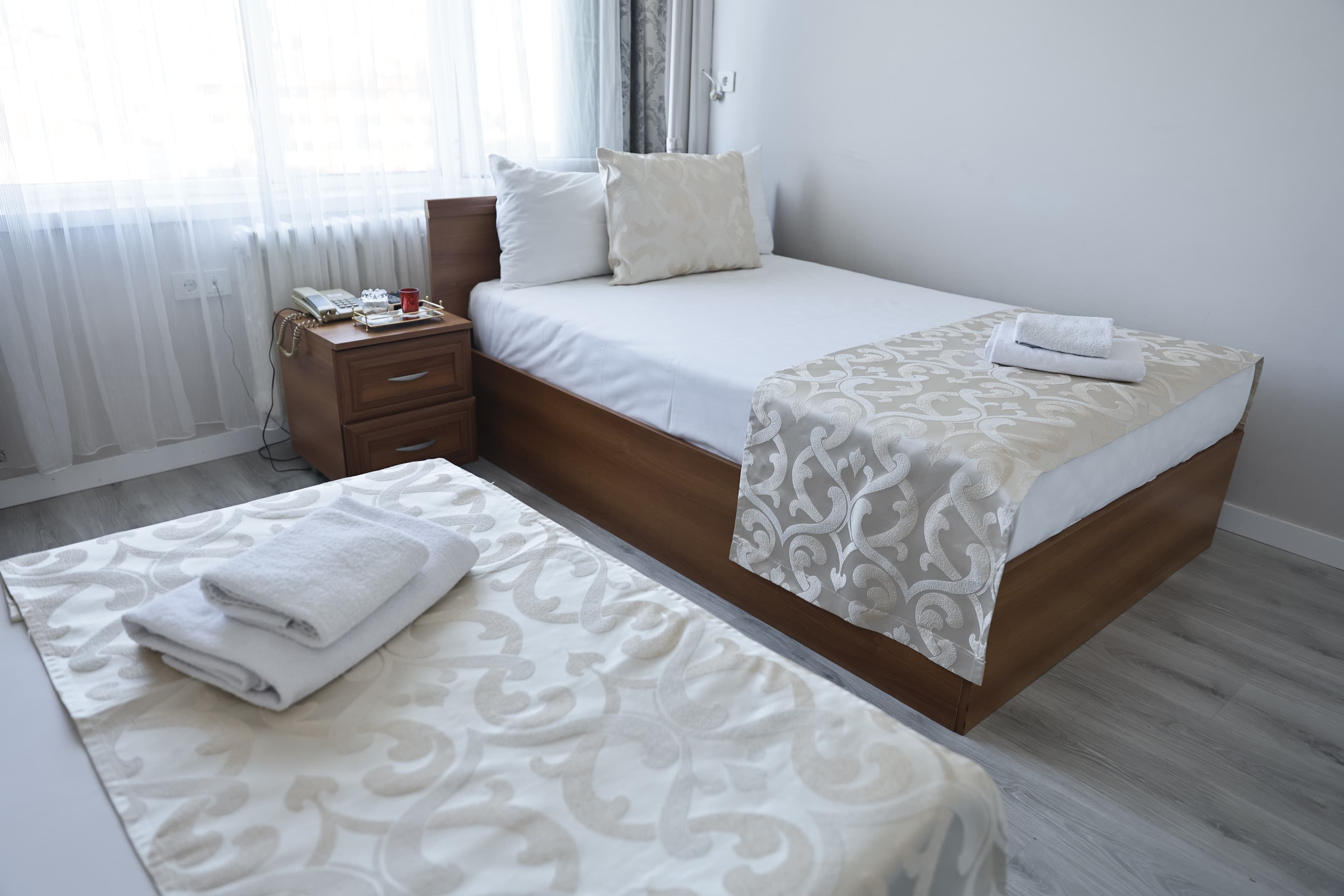 (Tek Odalı Geniş Oda) Aile Odası 2