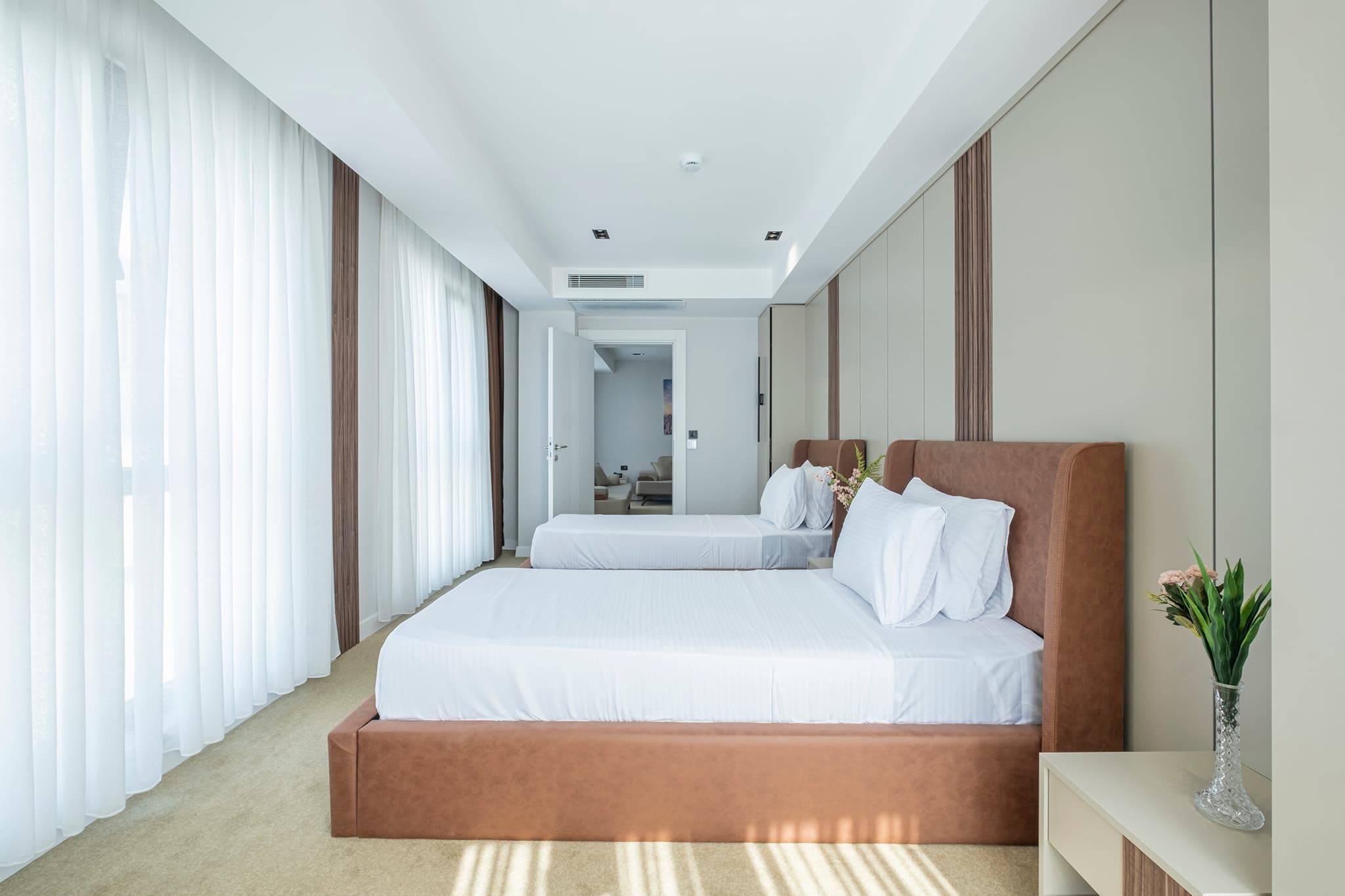 FAMILY ROOM 2
