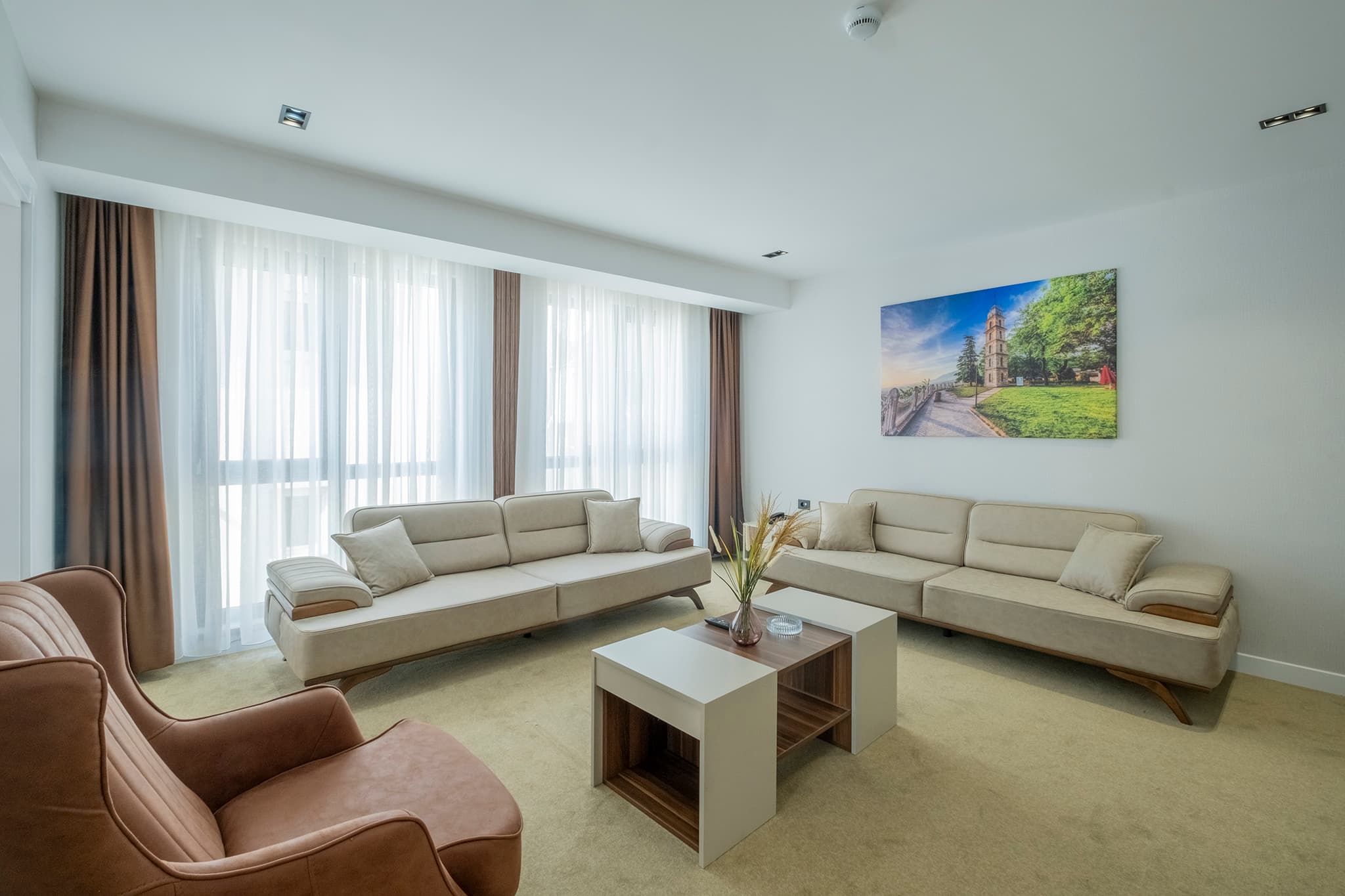 FAMILY ROOM 3