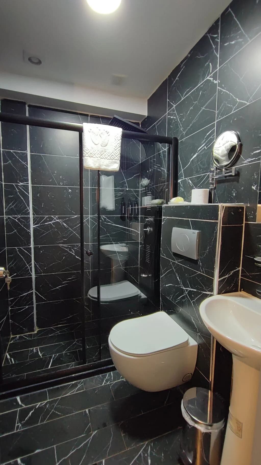 Superior Room French Bed Deniz Manzaralı 4