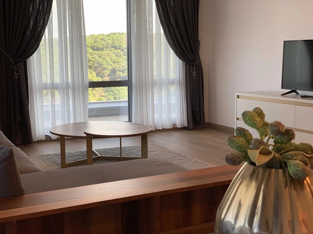 One Bedroom Suite 4