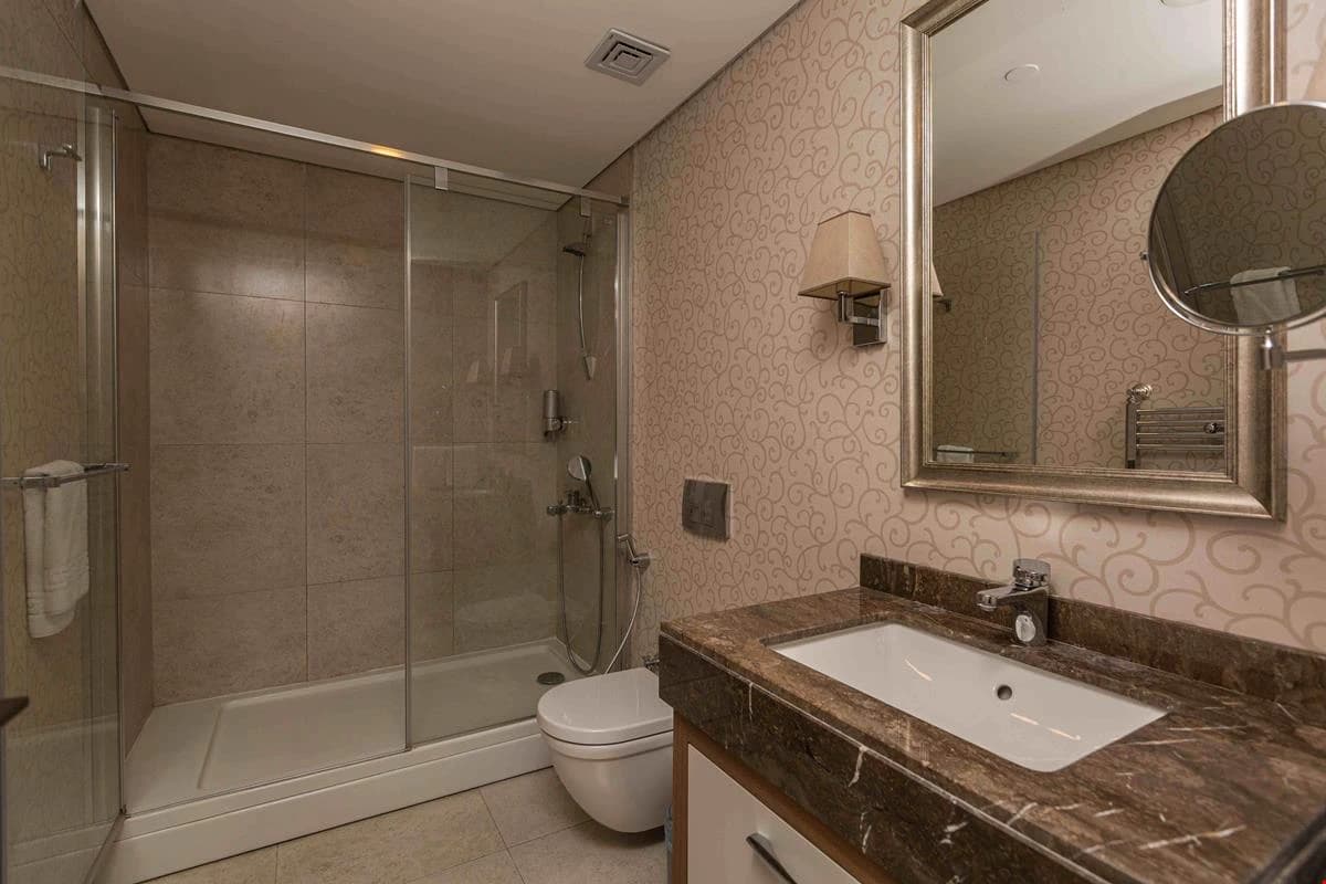 One Bedroom Suite 2