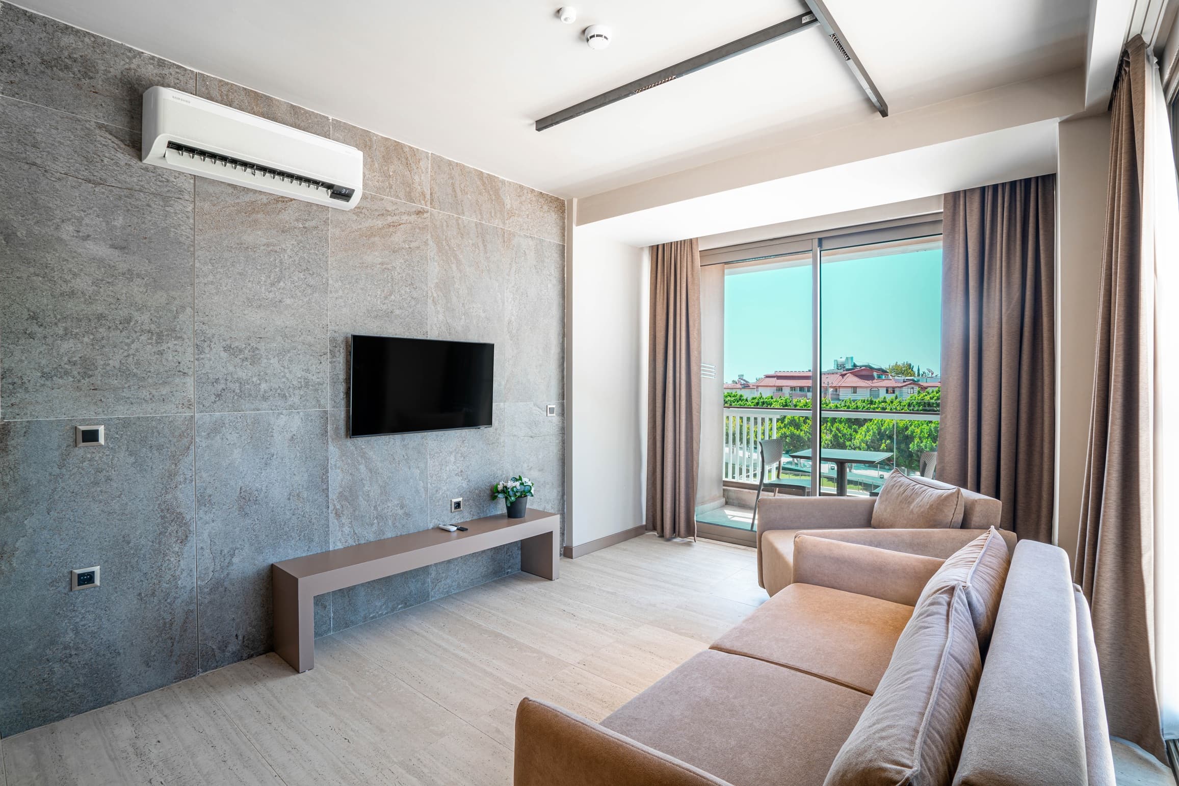 1 Yatak Odalı Apart Daire, Havuz Manzaralı, Mutfaklı (1+1) 3