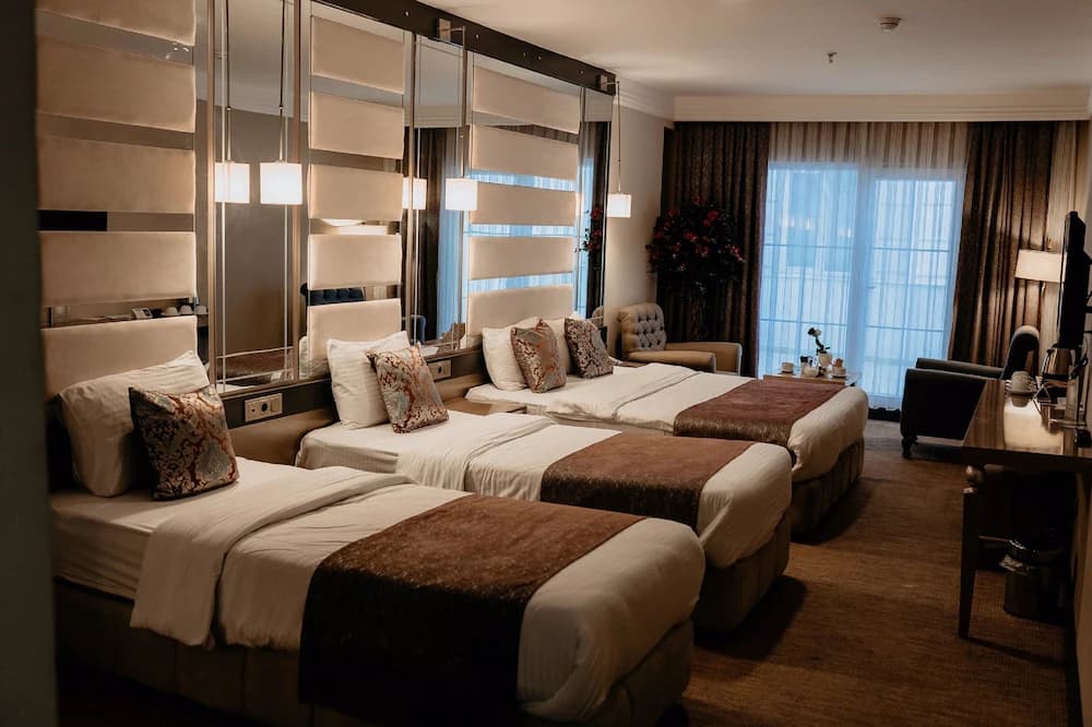 Deluxe Dört Kişilik Oda 1