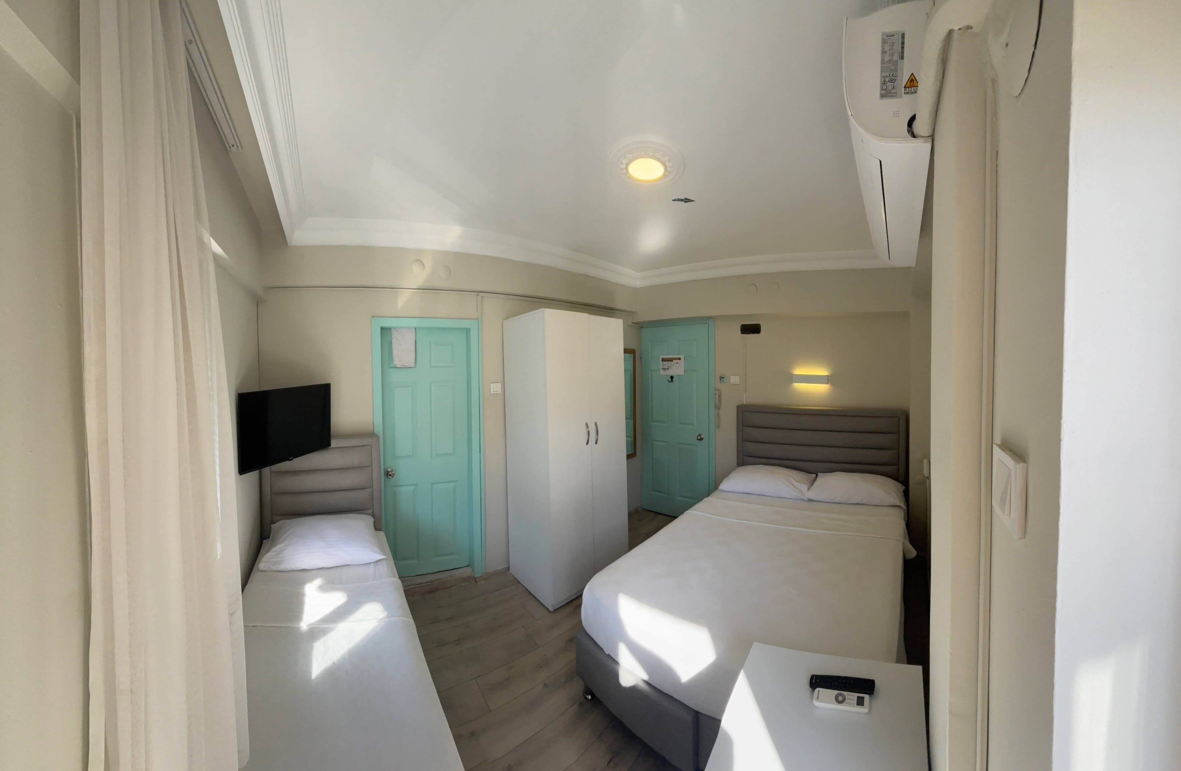 3 Kişilik Şehir Manzaralı - Balkonlu Aile Odası 3