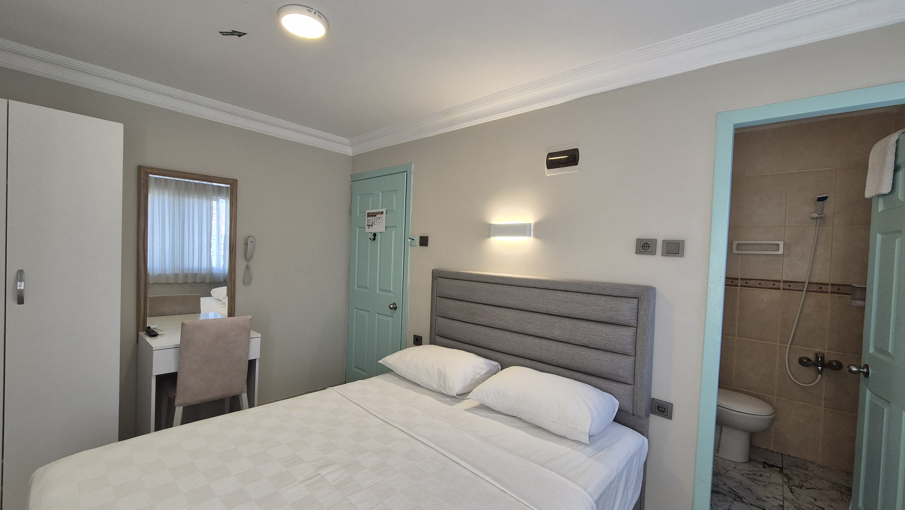 Çift Kişilik Şehir Manzaralı - Balkonlu Aile Odası 1