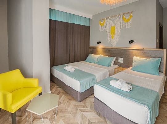 3 Kişilik Superior Deniz Manzaralı Oda 3