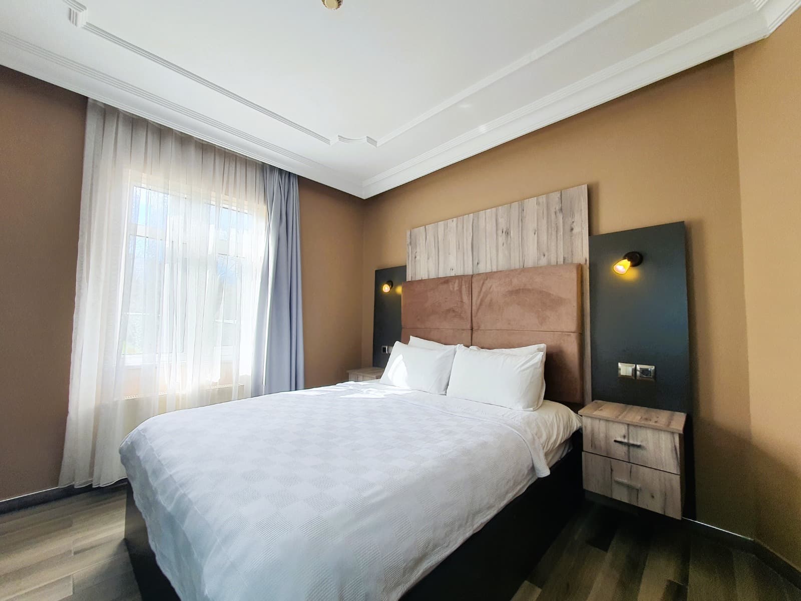 Family Garden Suit 4