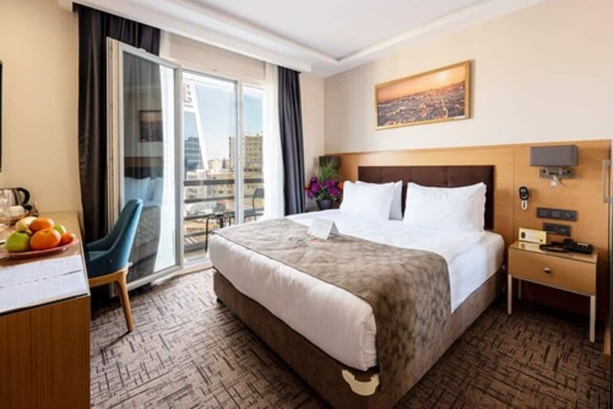 Single Room 1