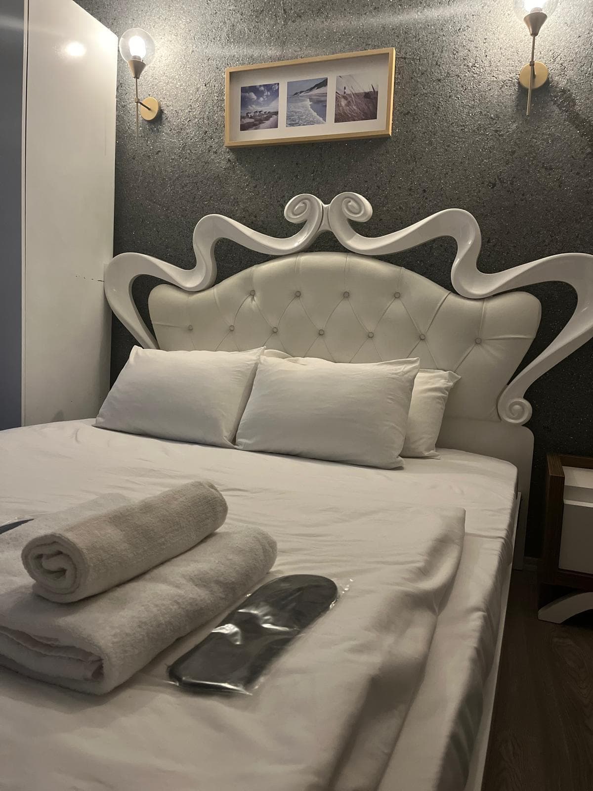 1 Çift Kişilik Yatak Standard 1