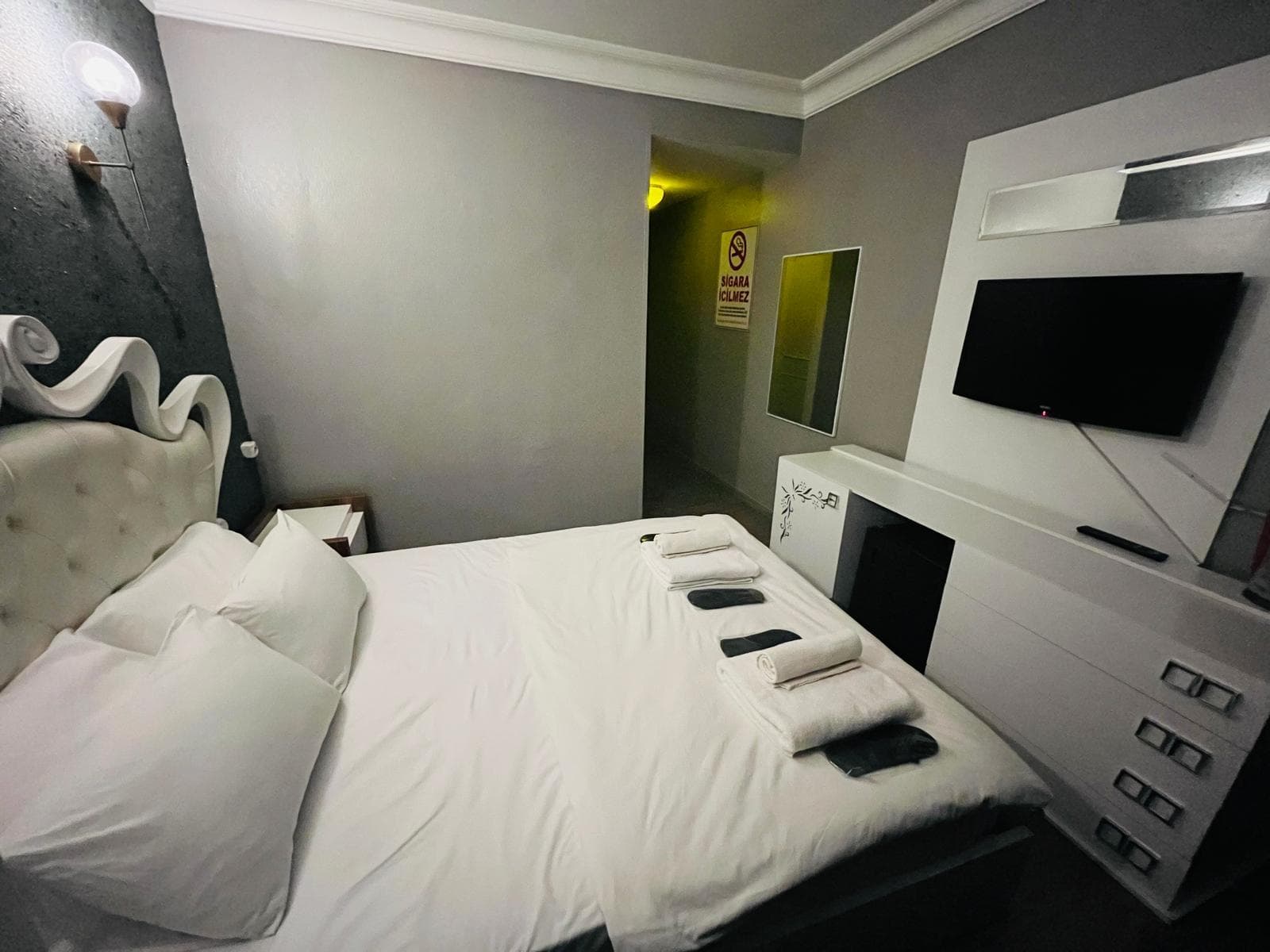 1 Çift Kişilik Yatak Standard 3