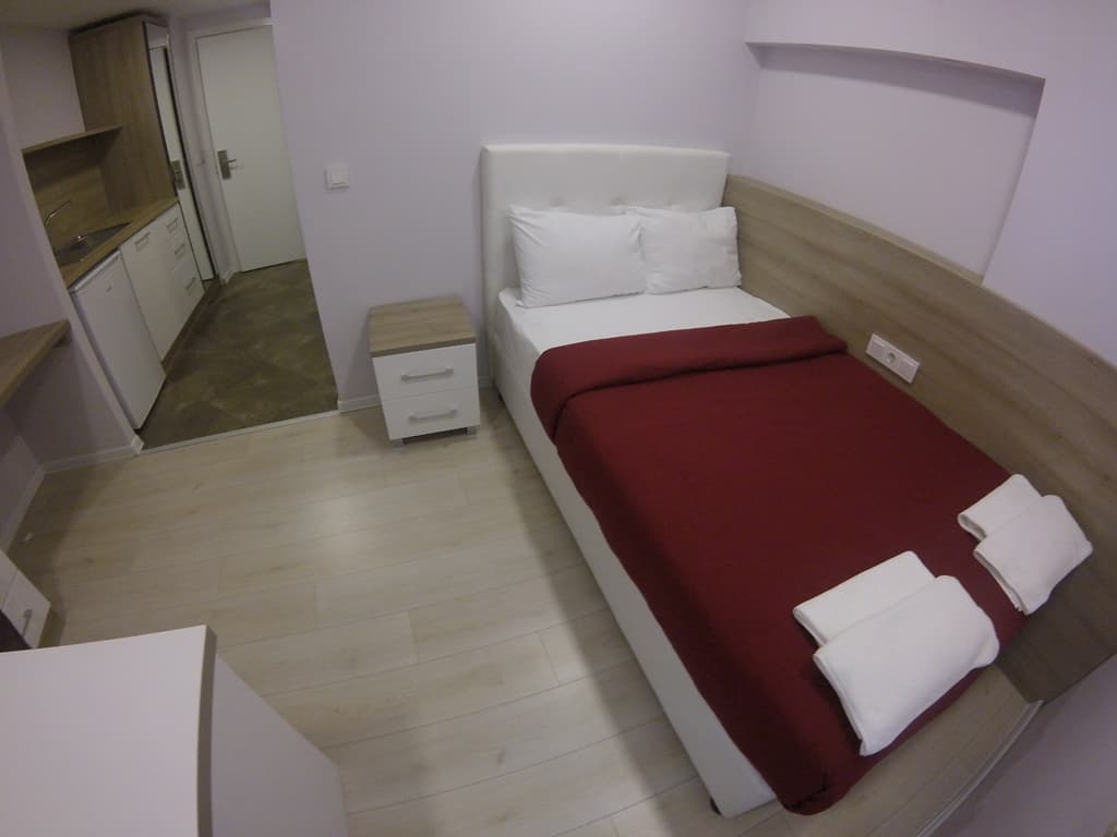 Tek Kişilik, Bahçe Manzaralı 1