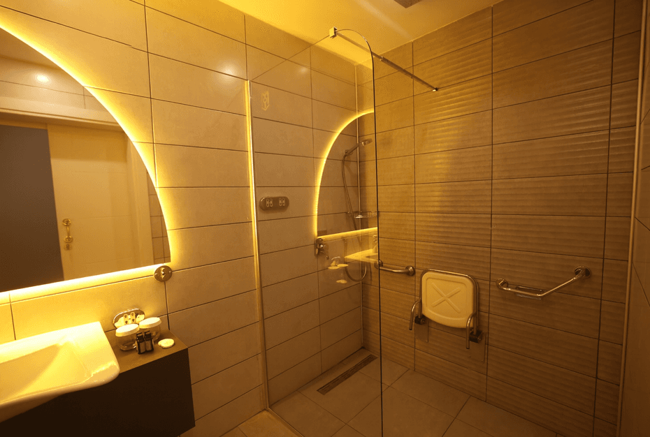 Superior Handicup Room 4