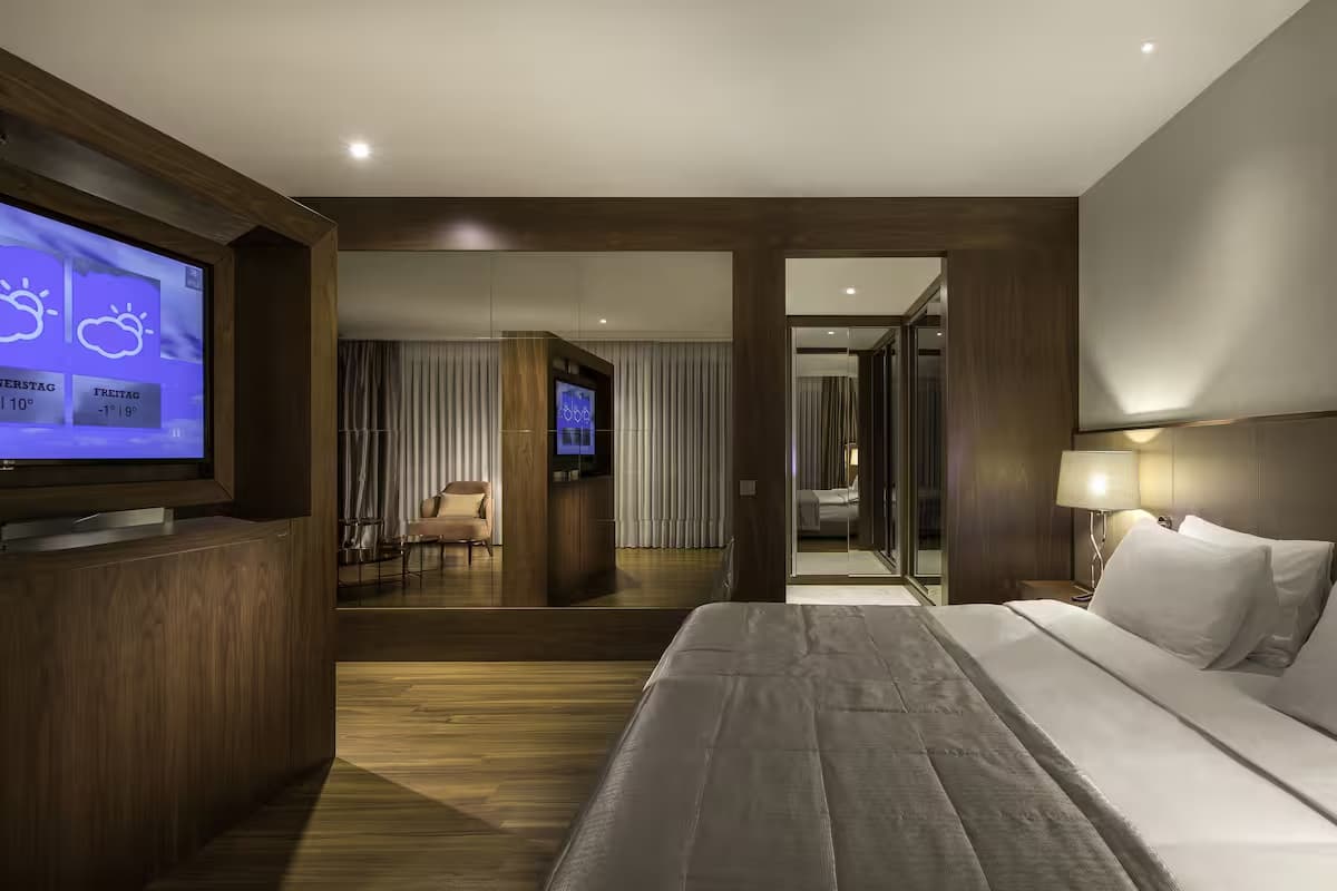 Junior Suite 1