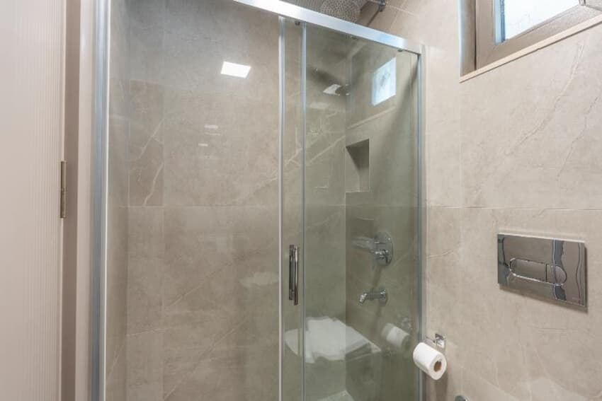 Balkonlu Famıly Room 2