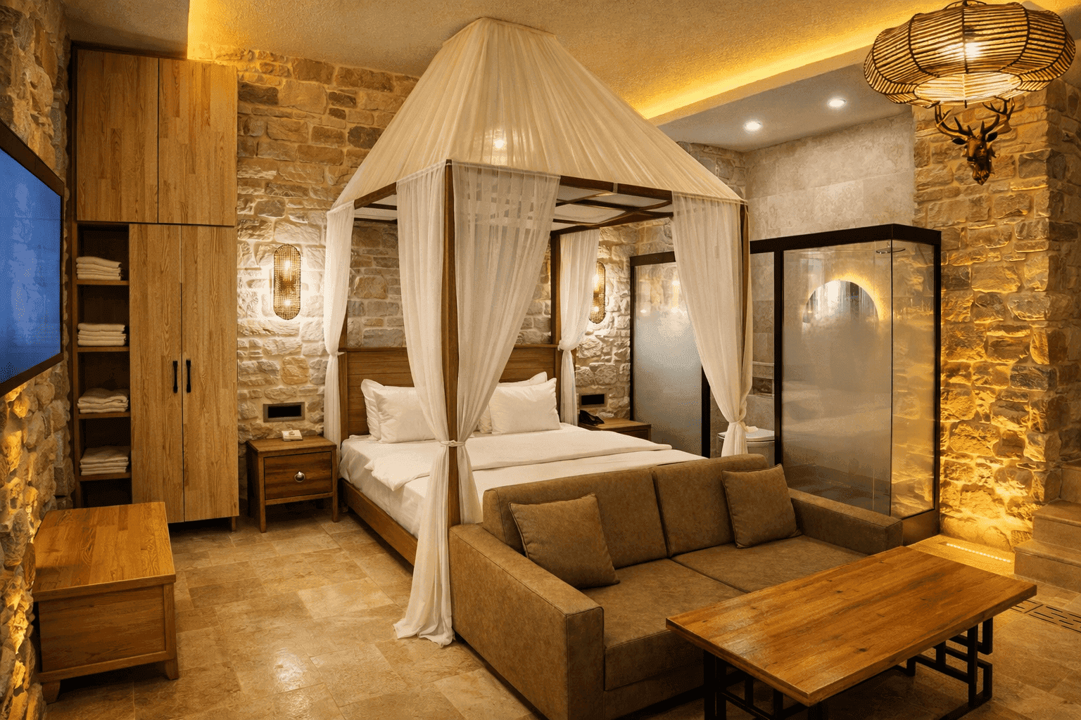 Cam Havuzlu Deluxe Oda(Oda ve Havuz Size Özel) 3