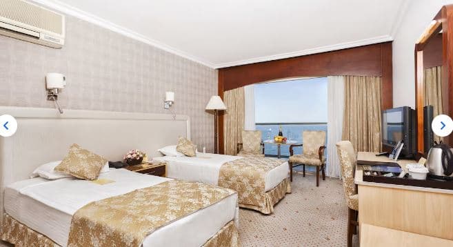 Twin Room Sea View 2