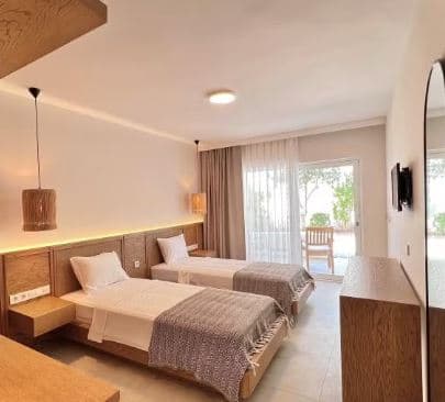 Superior Twin Veranda 1