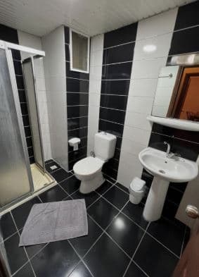 Apart Oda, Deniz veya Havuz Manzaralı, Balkonlu 4