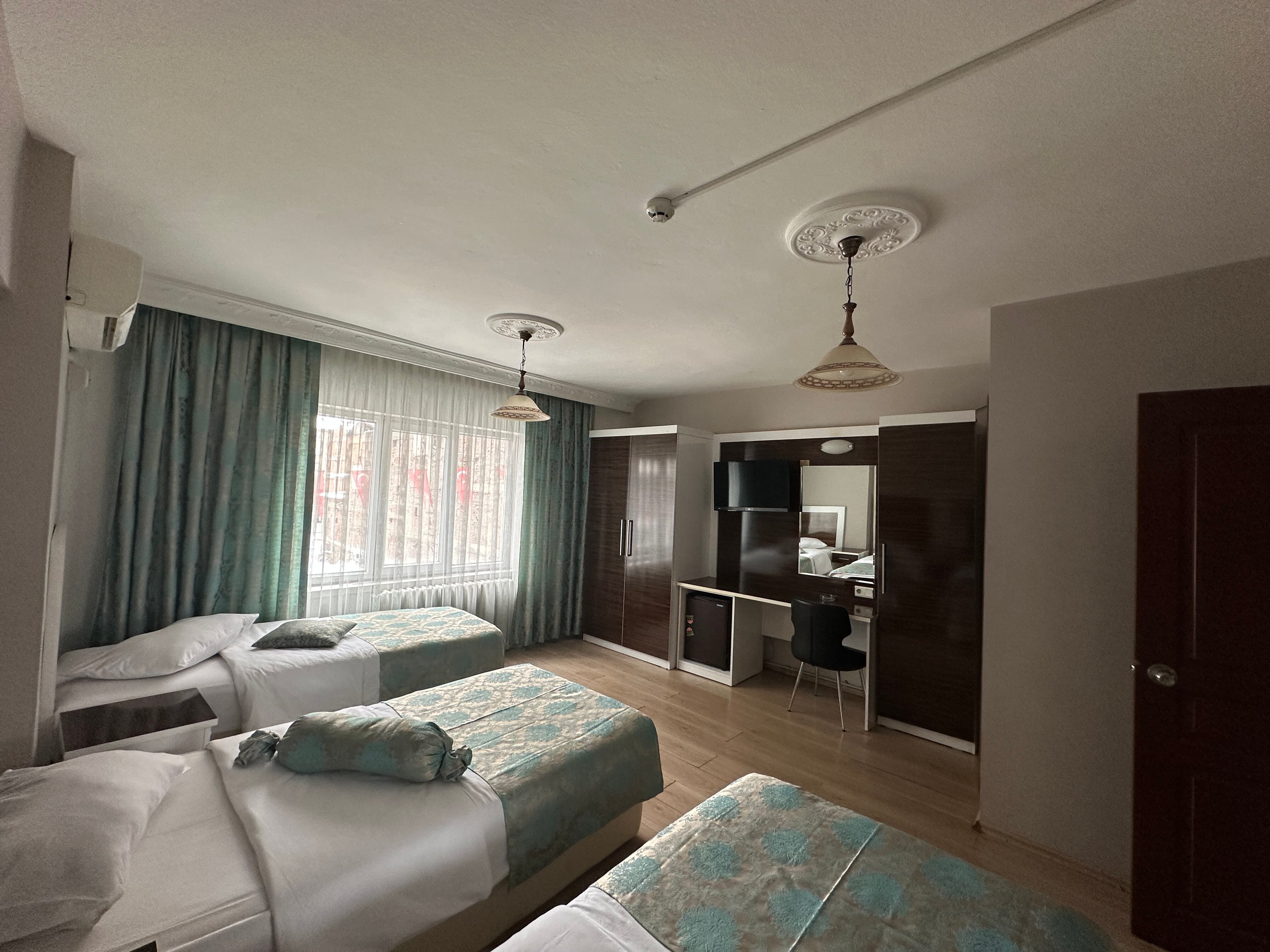 3 Ayrı Yataklı Triple Oda 2