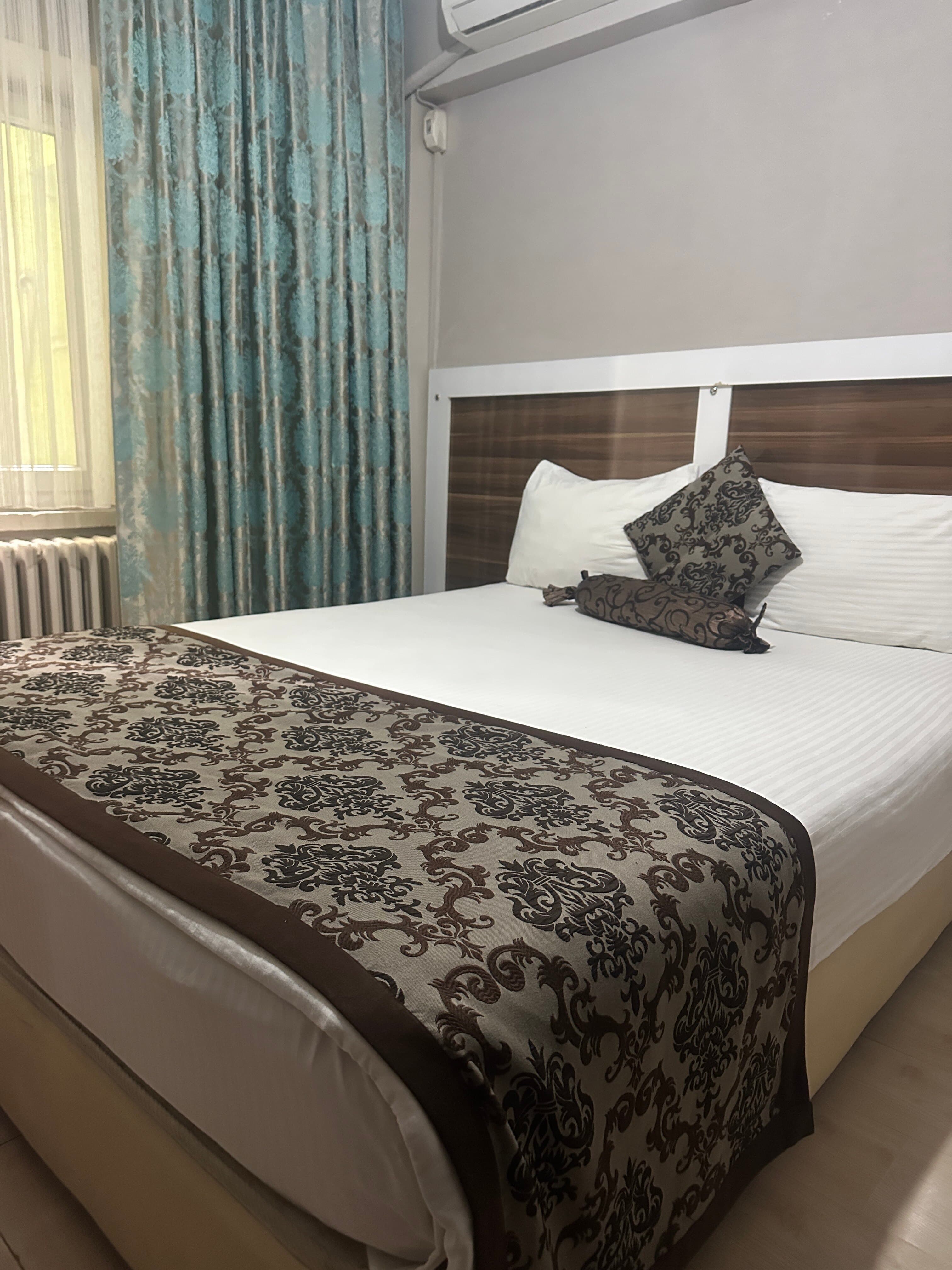 Standart French Bed 2